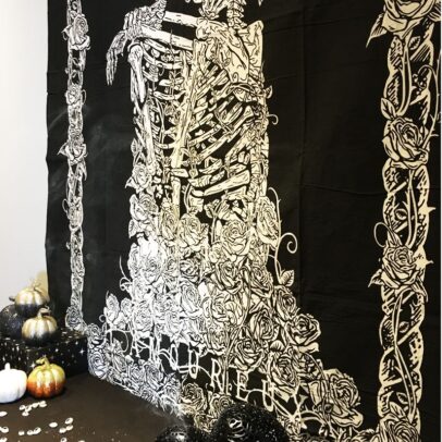 Tapestry - Skeleton Lovers